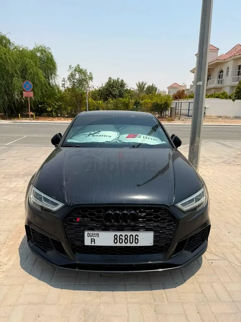 Audi RS 3 2.5 AMT 4WD (400 hp)