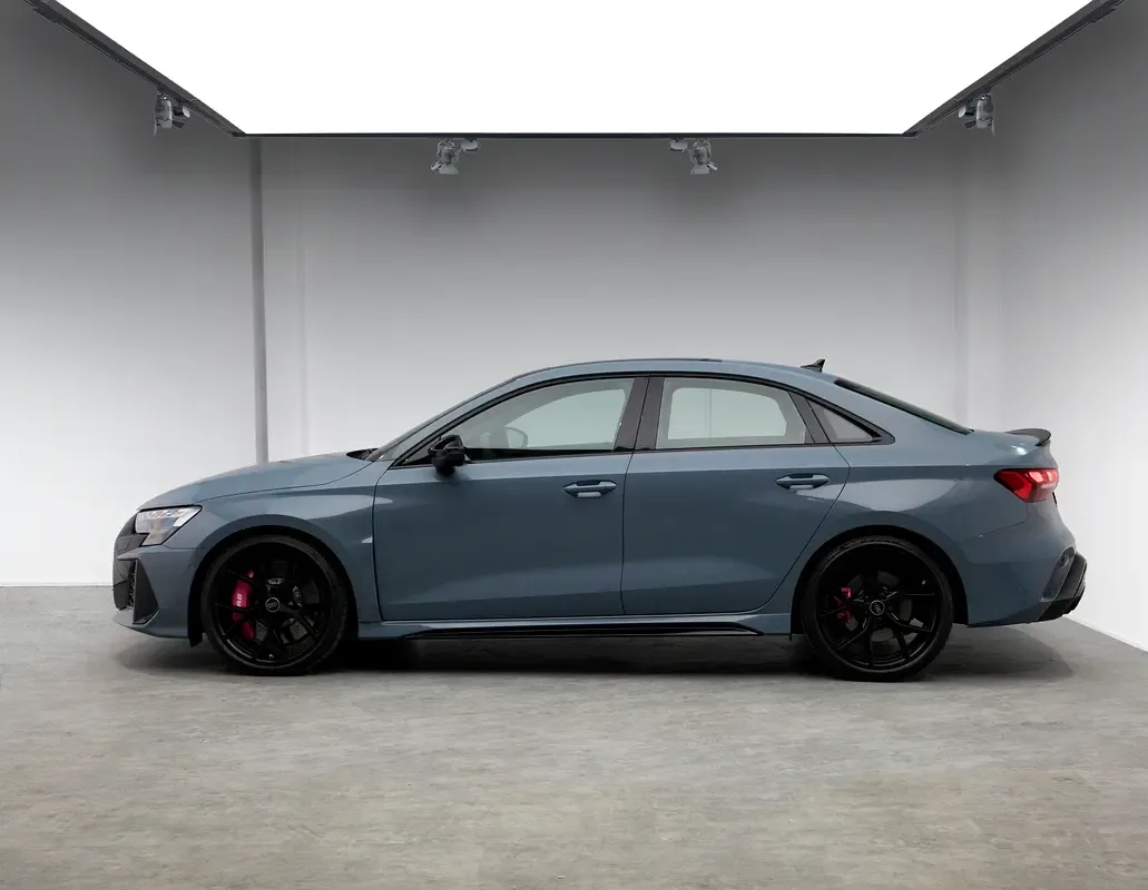 Audi RS 3 2.5 TFSI S tronic Quattro (400 حصان) - 3