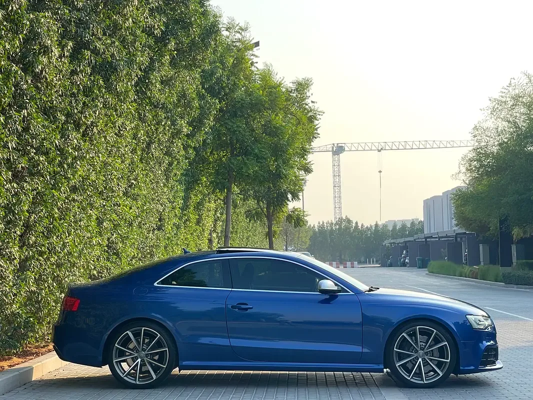 Audi RS 5 4.2 FSI S tronic quattro (450 حصان) - 8