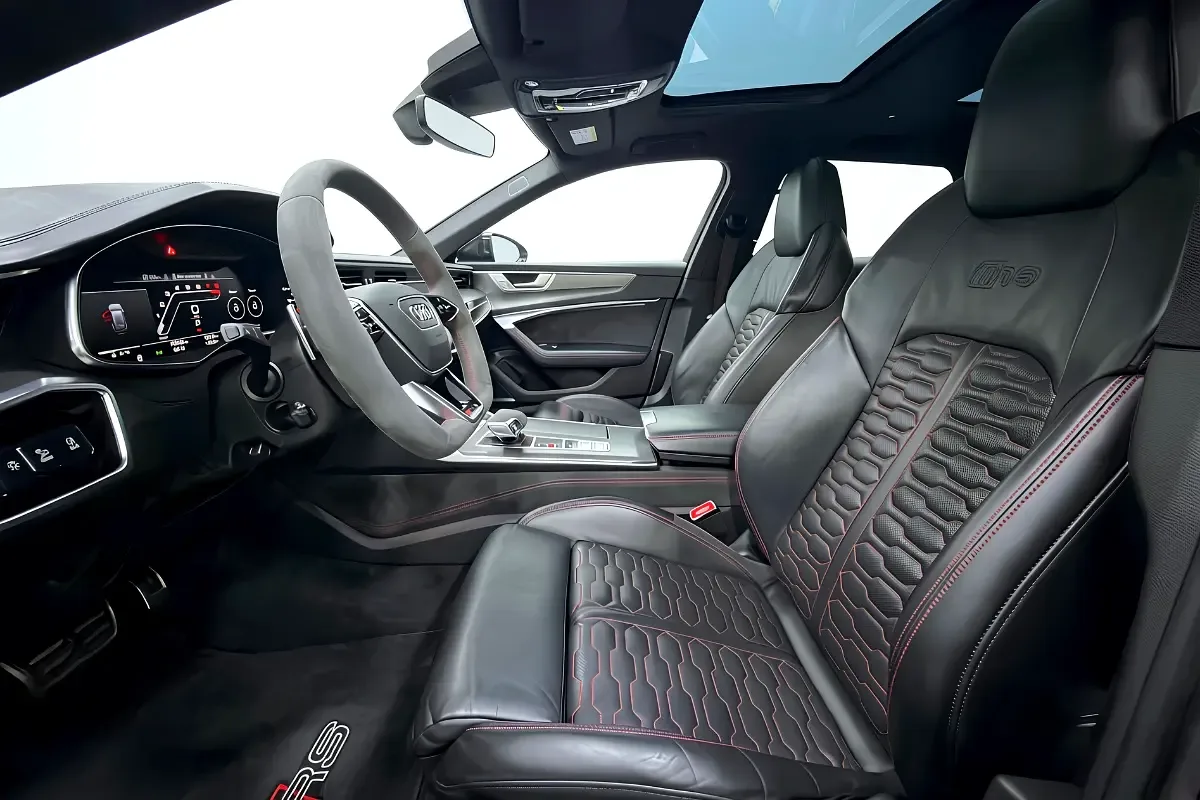 Audi RS 6 V8 4.0 Tiptronic AT (612 حصان) - 10