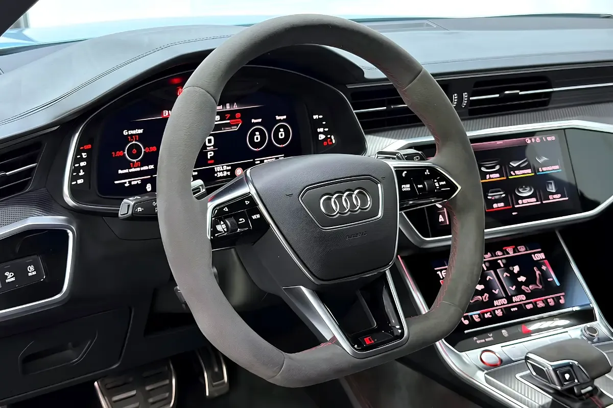 Audi RS 6 V8 4.0 Tiptronic AT (612 حصان) - 13
