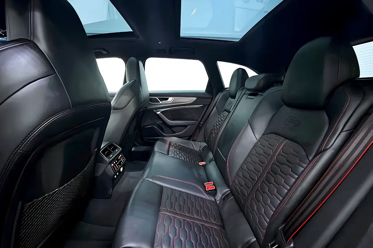 Audi RS 6 V8 4.0 Tiptronic AT (612 حصان) - 12