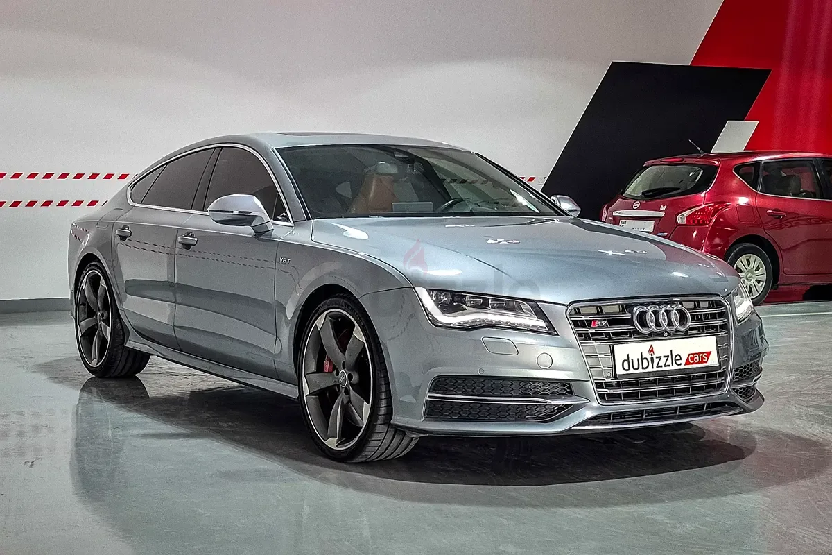 Audi RS 7 4.0 TFSI tiptronic quattro (560 hp)