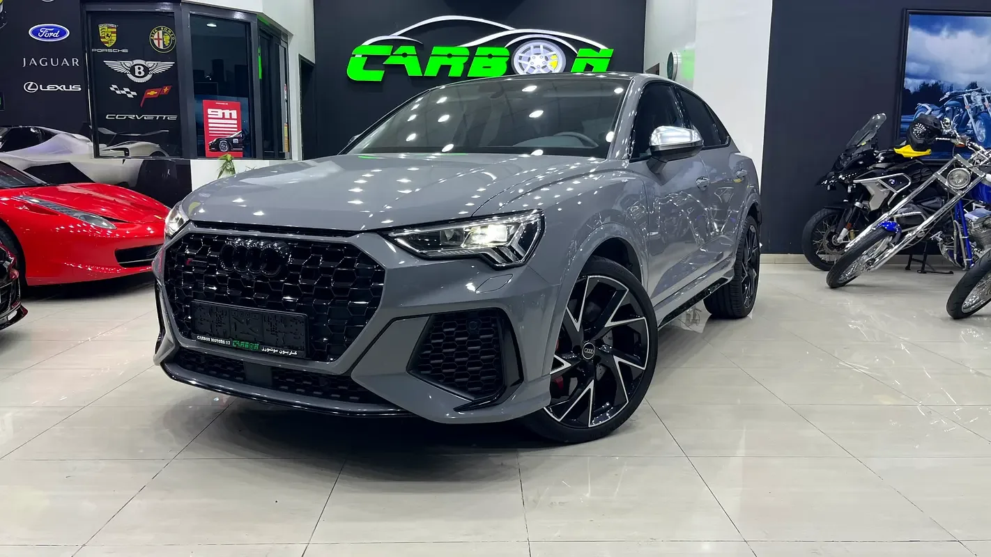 Audi RS Q3 2.5 l, 400 hp, بنزين, robot, Four-wheel drive (4WD) - 2