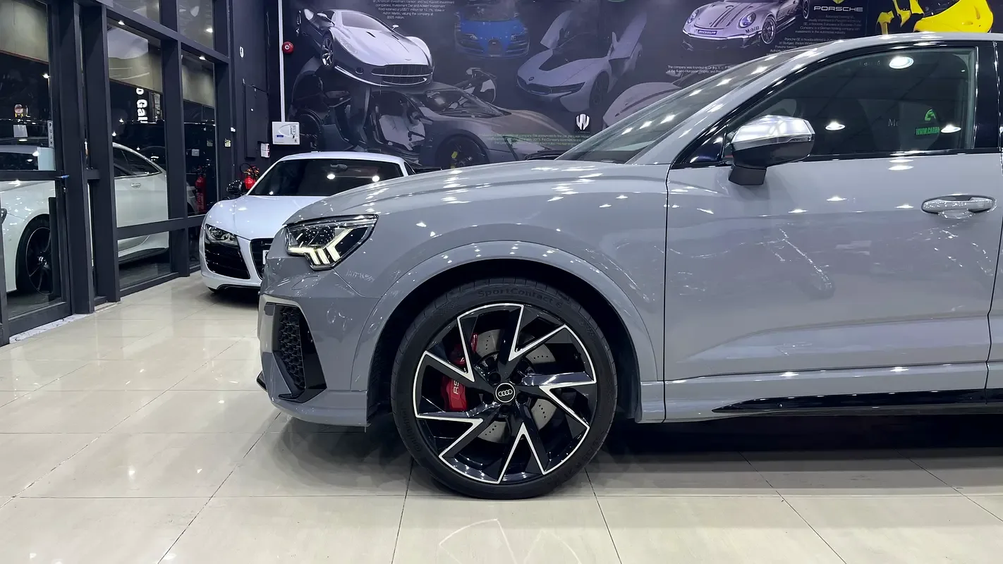 Audi RS Q3 2.5 l, 400 hp, بنزين, robot, Four-wheel drive (4WD) - 7