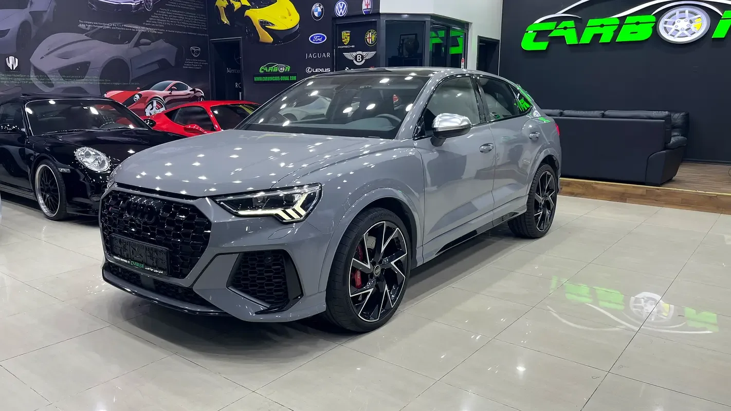 Audi RS Q3 2.5 l, 400 hp, بنزين, robot, Four-wheel drive (4WD) - 6