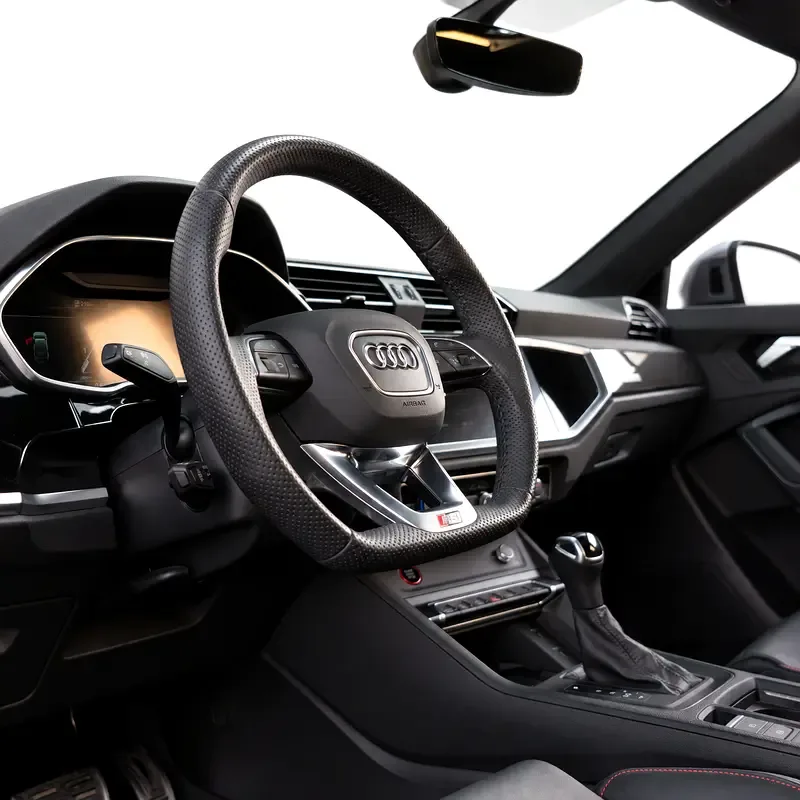 Audi RS Q3 2.5 l, 400 hp, بنزين, robot, Four-wheel drive (4WD) - 9