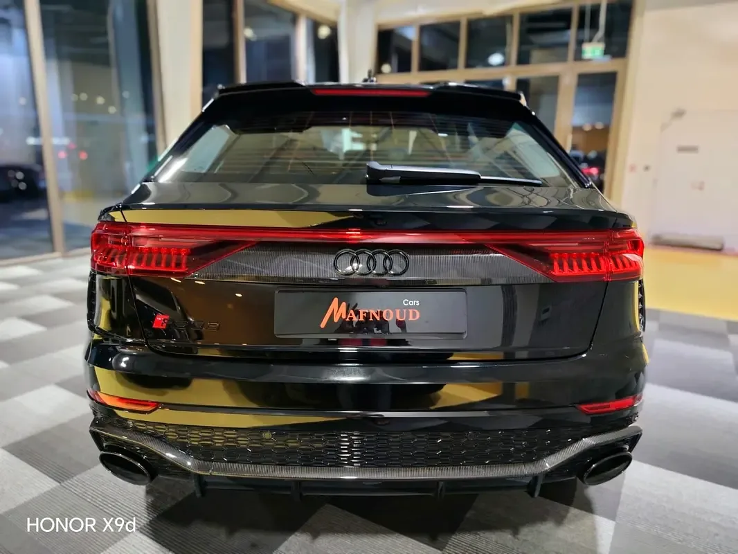 Audi RS Q8 4.0 AT 4WD (600 حصان) - 6