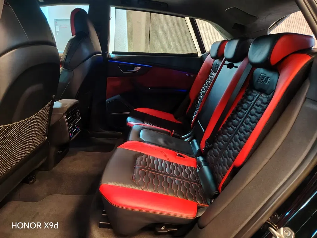 Audi RS Q8 4.0 AT 4WD (600 حصان) - 9