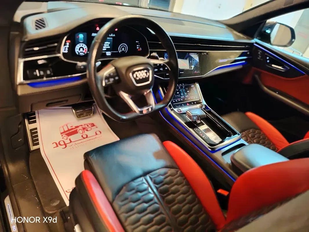 Audi RS Q8 4.0 AT 4WD (600 حصان) - 10