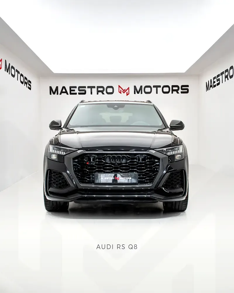 Audi RS Q8 4.0 AT 4WD (600 hp)
