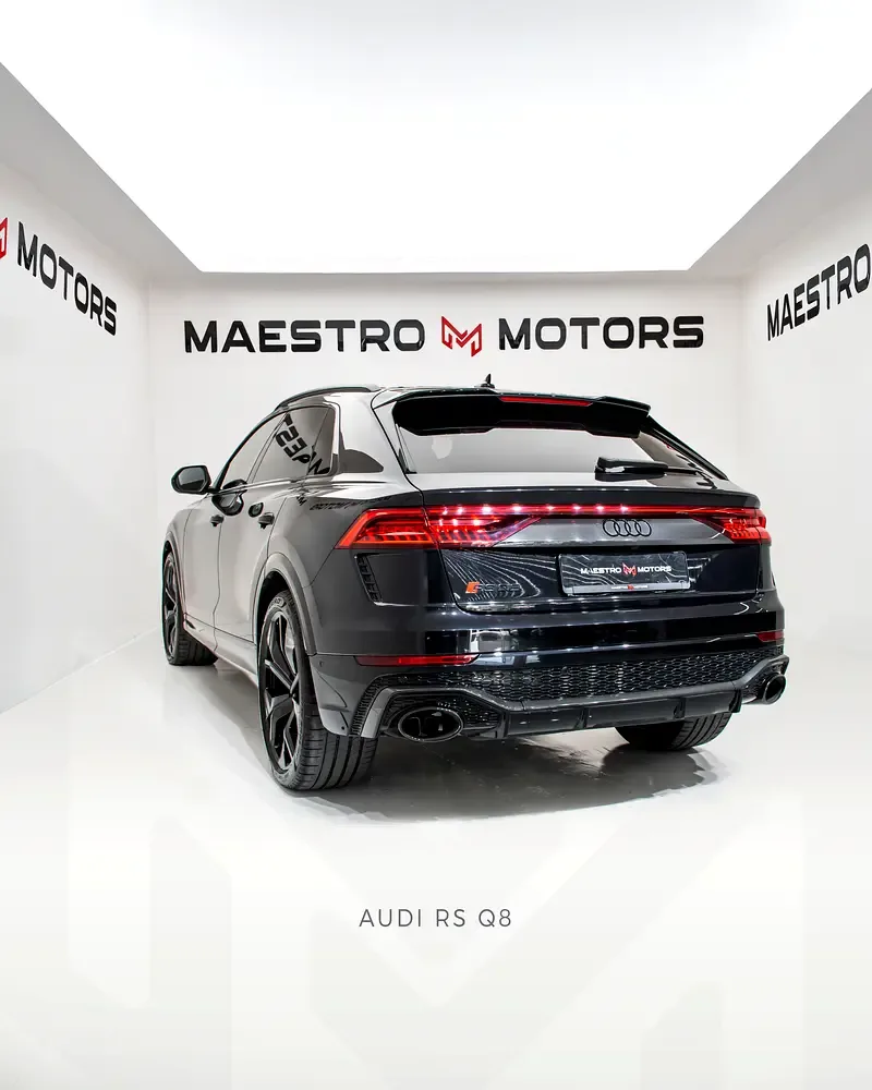 Audi RS Q8 4.0 AT 4WD (600 حصان) - 5