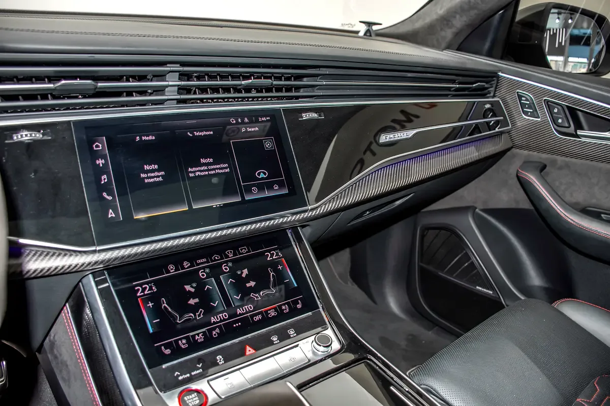 Audi RS Q8 4.0 AT 4WD (600 حصان) - 11