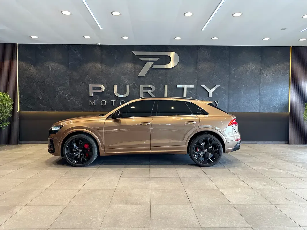 Audi RS Q8 4.0 AT 4WD (600 حصان) - 4