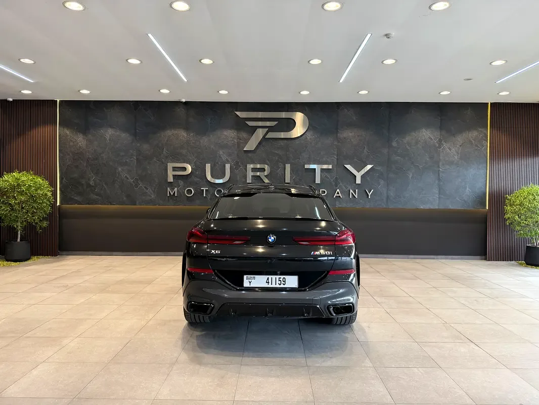 Audi RS Q8 4.0 AT 4WD (600 حصان) - 6