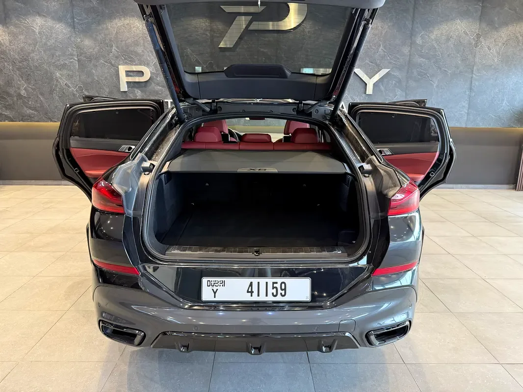 Audi RS Q8 4.0 AT 4WD (600 حصان) - 7