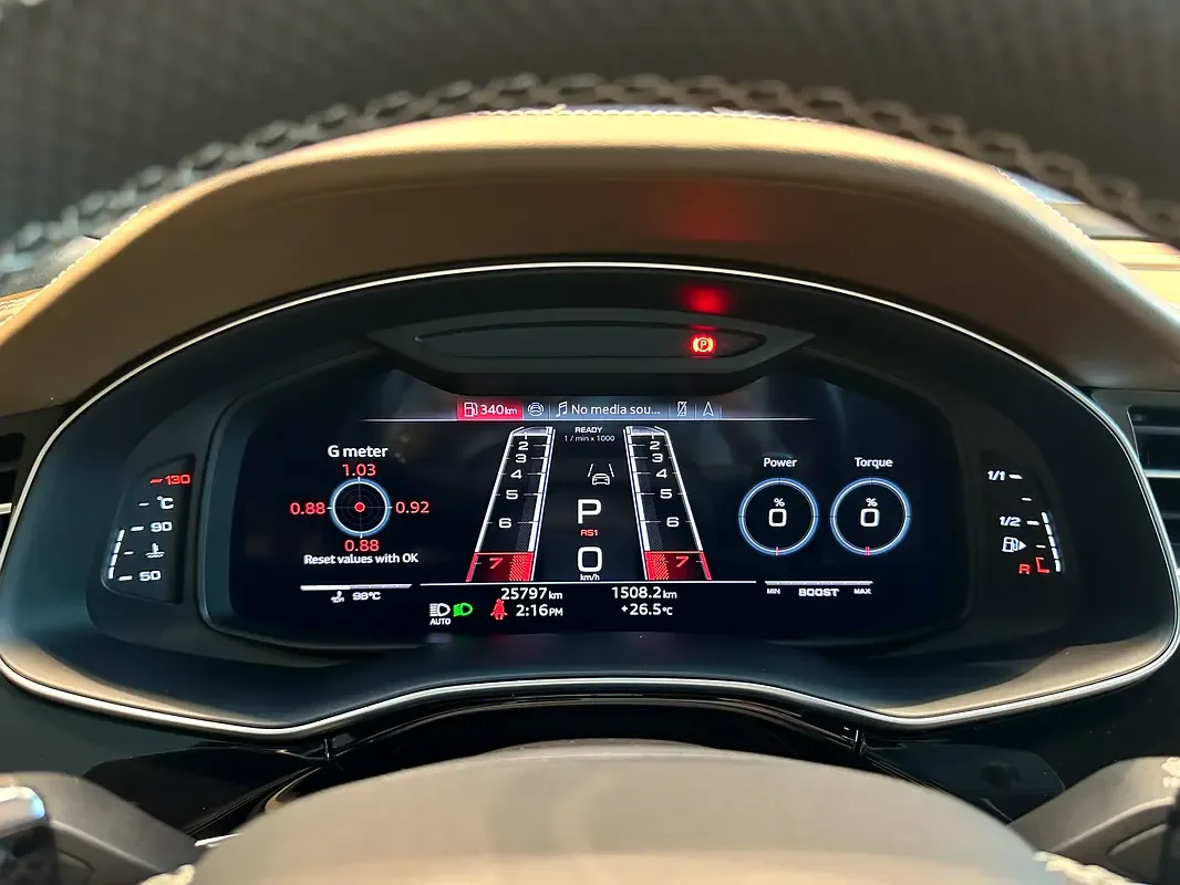 Audi RS Q8 4.0 AT 4WD (600 حصان) - 9