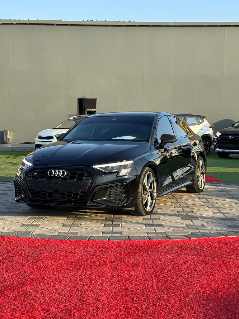 Audi S3 2.0 AMT 4WD (290 hp)