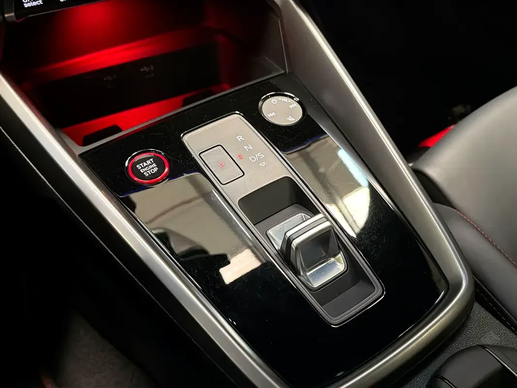 Audi S3 2.0 AMT 4WD (290 حصان) - 16