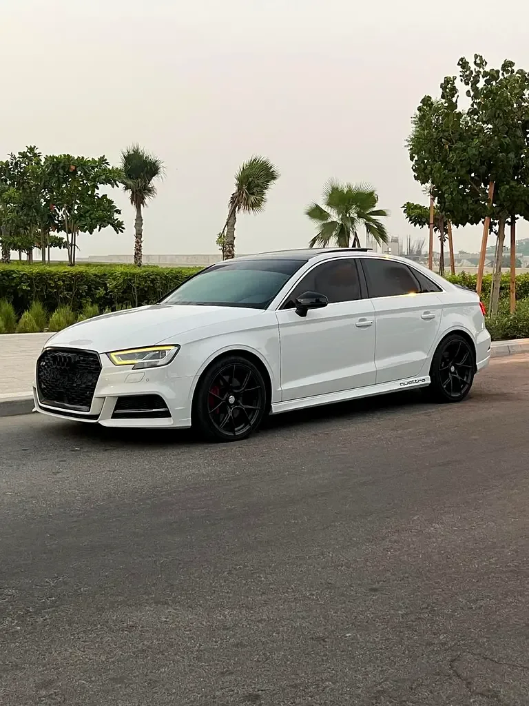 Audi S3 2.0 AMT 4WD (310 hp)