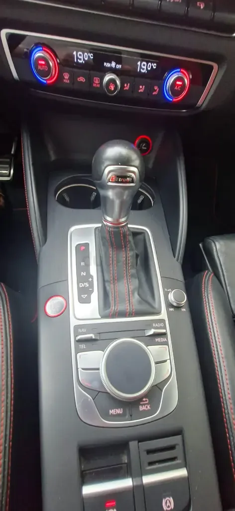 Audi S3 2.0 TFSI S tronic quattro (300 hp) - 4