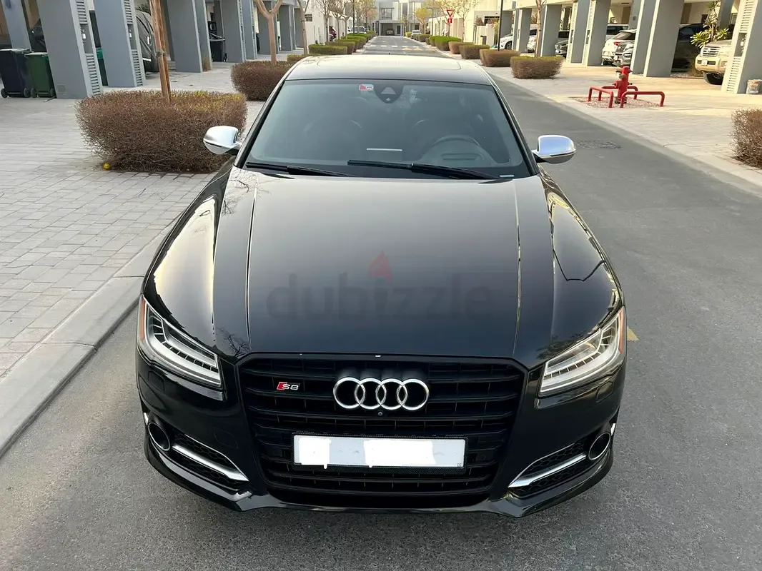 Audi S8 4.0 AT 4WD (520 hp) - 2