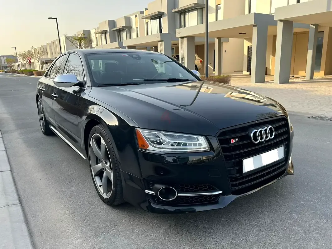 Audi S8 4.0 AT 4WD (520 hp) - 10