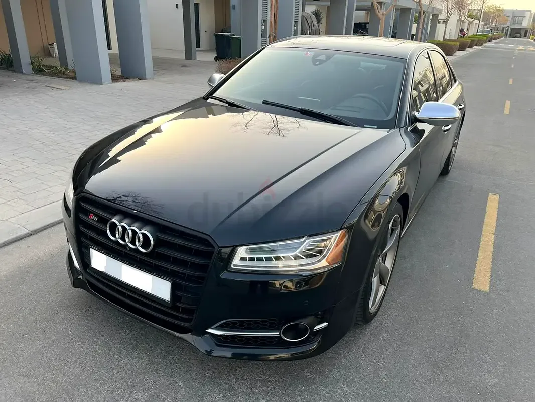 Audi S8 4.0 AT 4WD (520 hp) - 15