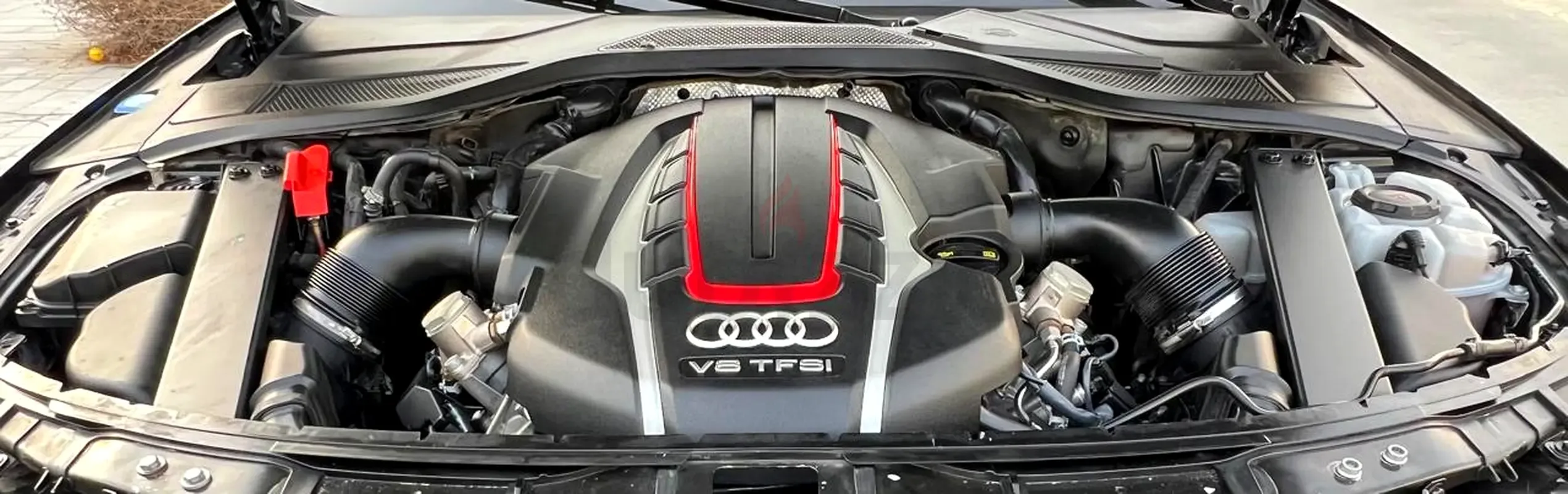 Audi S8 4.0 AT 4WD (520 hp) - 18