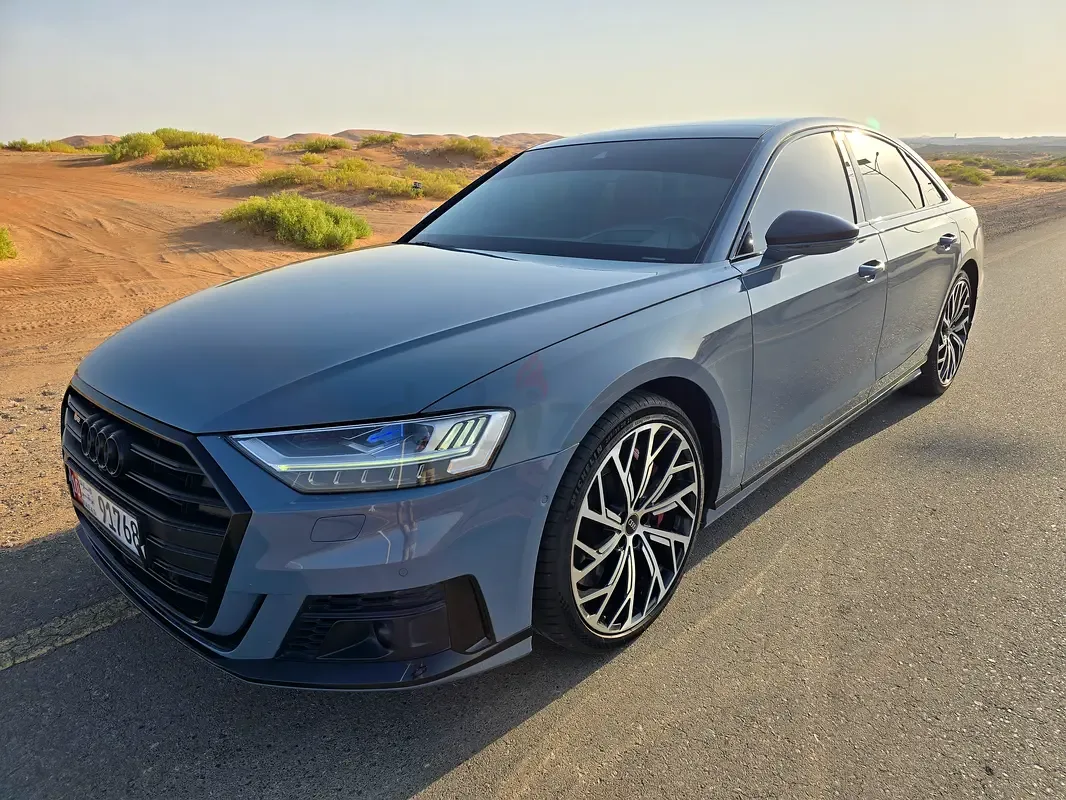 Audi S8 4.0 AT 4WD (571 حصان) - 9
