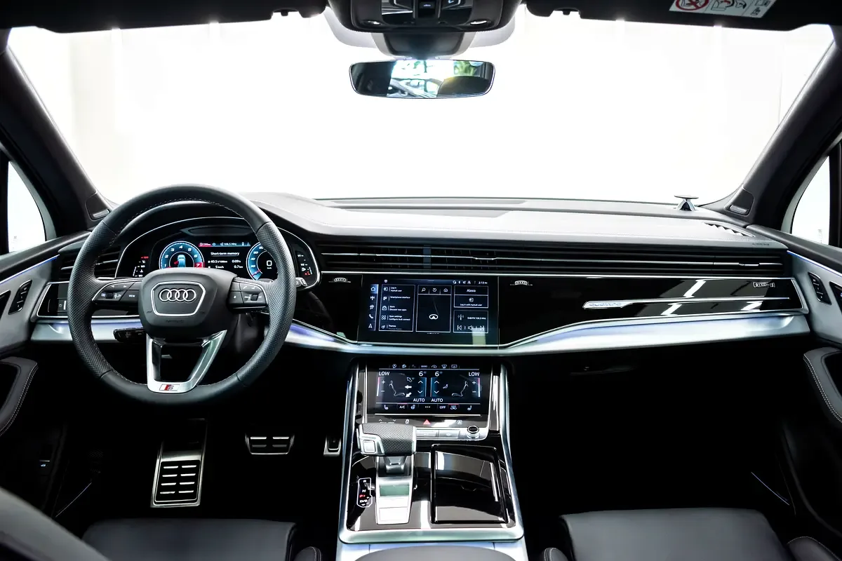 Audi SQ7 4.0 AT AWD (507 حصان) - 7