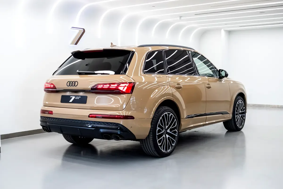 Audi SQ7 4.0 AT AWD (507 حصان) - 4