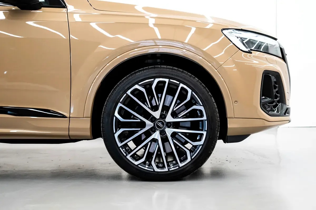 Audi SQ7 4.0 AT AWD (507 حصان) - 15