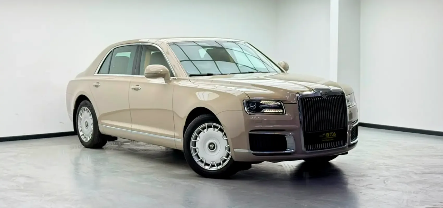 Aurus Senat 4.4 AT AWD (598 hp) - 3