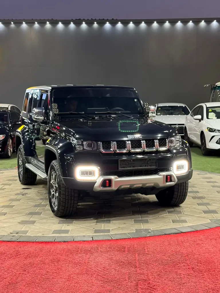Baic BJ40 2.0 AT RWD (224 hp)
