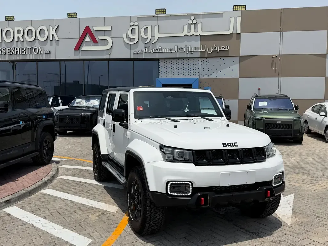 Baic BJ40 2.0 AT RWD (224 hp)