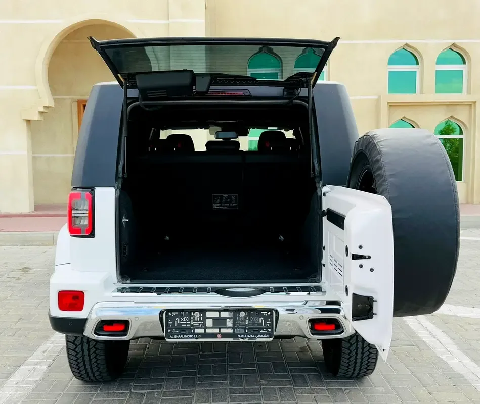 Baic BJ40 2.0 AT RWD (224 hp) - 4