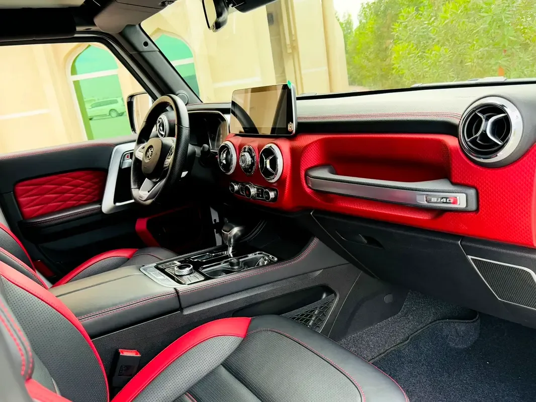 Baic BJ40 2.0 AT RWD (224 hp) - 7