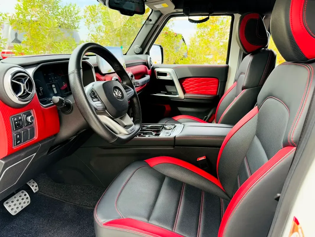 Baic BJ40 2.0 AT RWD (224 hp) - 8