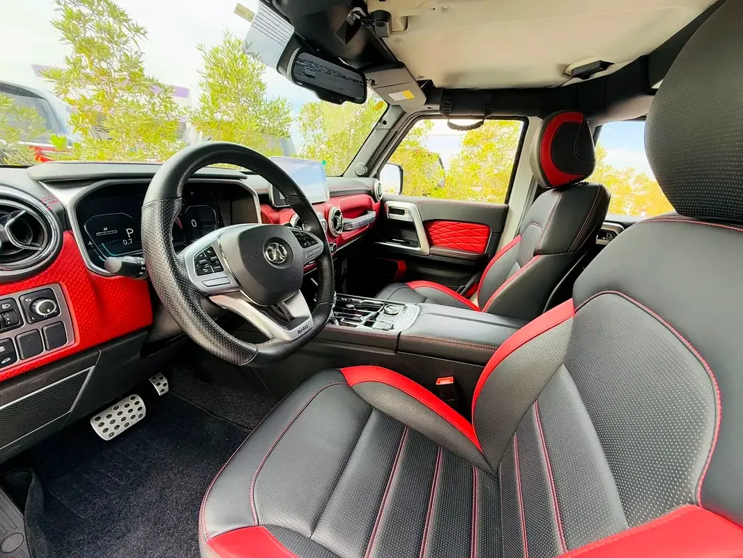 Baic BJ40 2.0 AT RWD (224 hp) - 10
