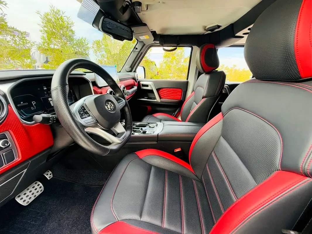 Baic BJ40 2.0 AT RWD (224 hp) - 11