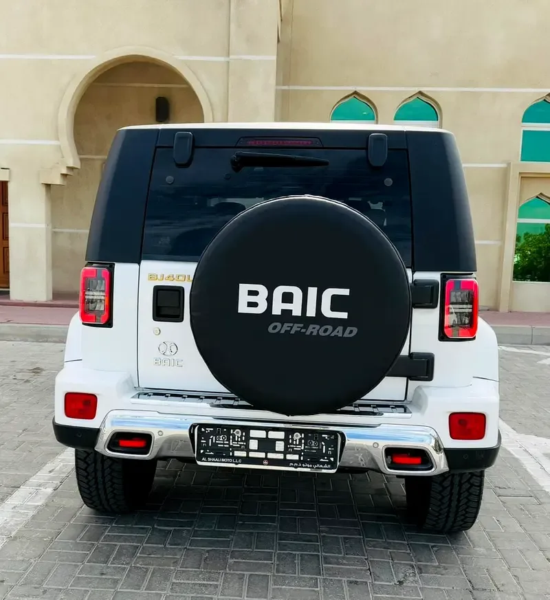 Baic BJ40 2.0 AT RWD (224 hp) - 15