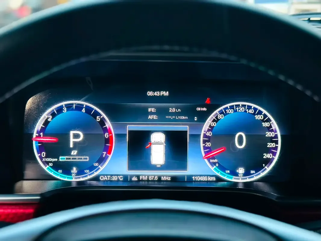 Baic BJ40 2.0 AT RWD (224 hp) - 12