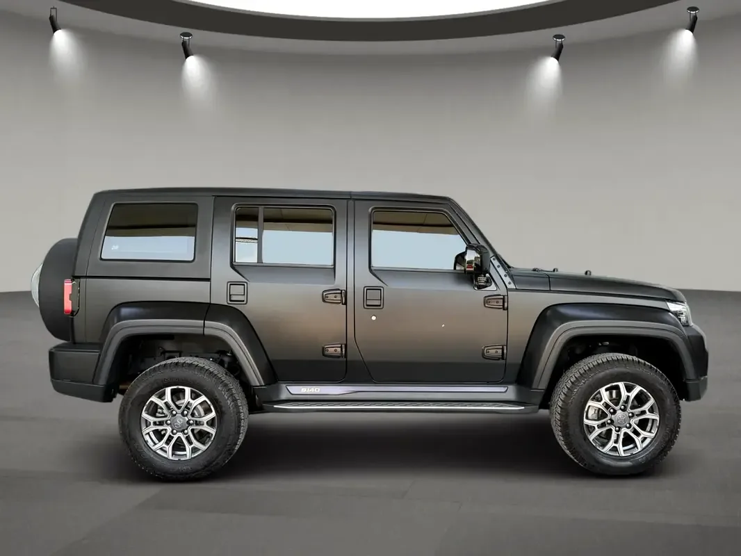 Baic BJ40 2.0 AT RWD (224 حصان) - 4