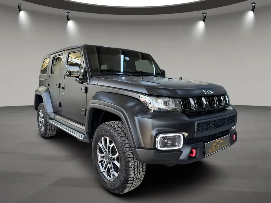Baic BJ40 2.0 AT RWD (224 حصان) - 3