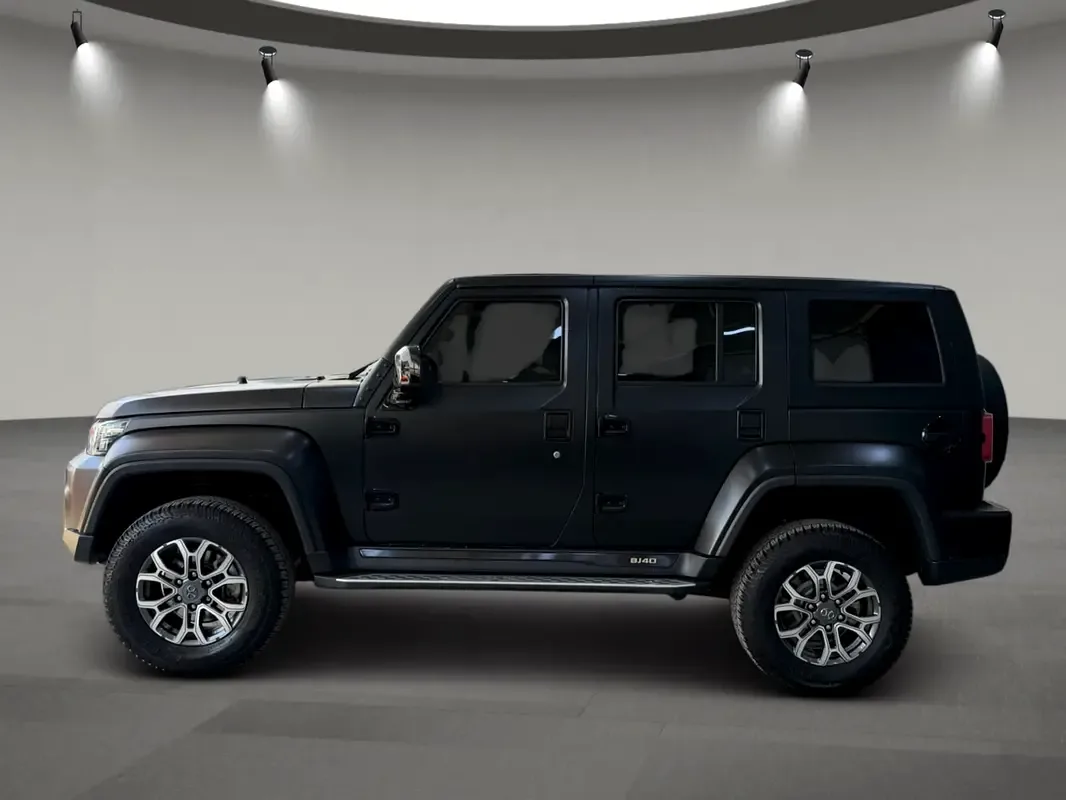 Baic BJ40 2.0 AT RWD (224 حصان) - 8