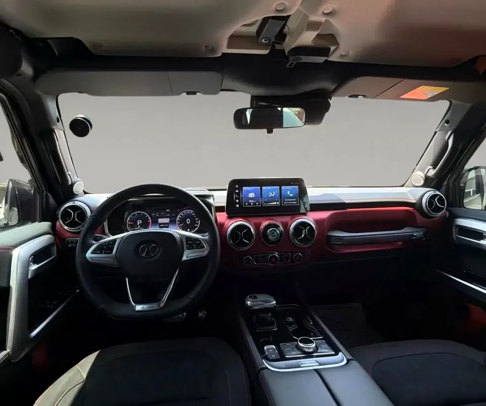 Baic BJ40 2.0 AT RWD (224 حصان) - 10