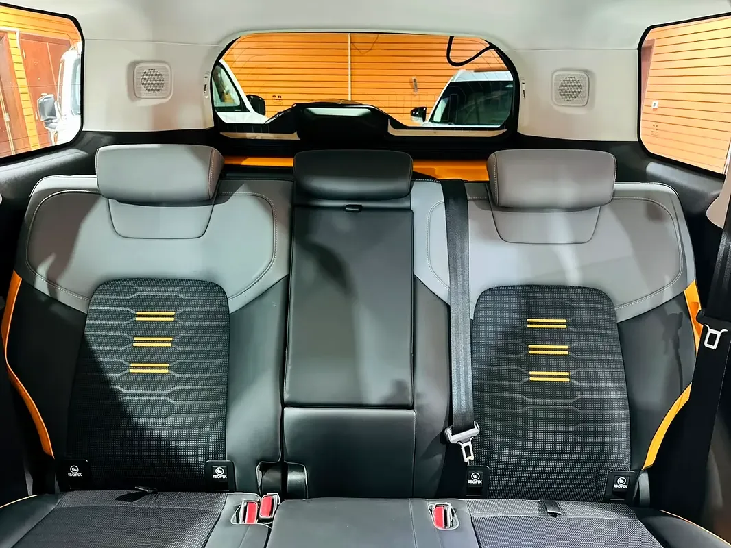 Baic BJ40 2.0 AT RWD (224 hp) - 12