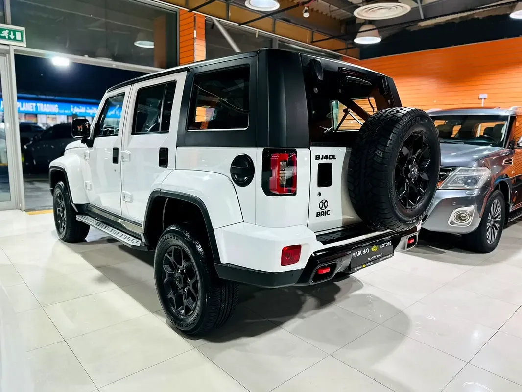 Baic BJ40 2.0 AT RWD (224 hp) - 4