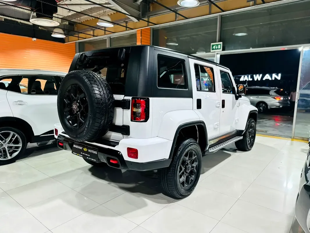 Baic BJ40 2.0 AT RWD (224 hp) - 6
